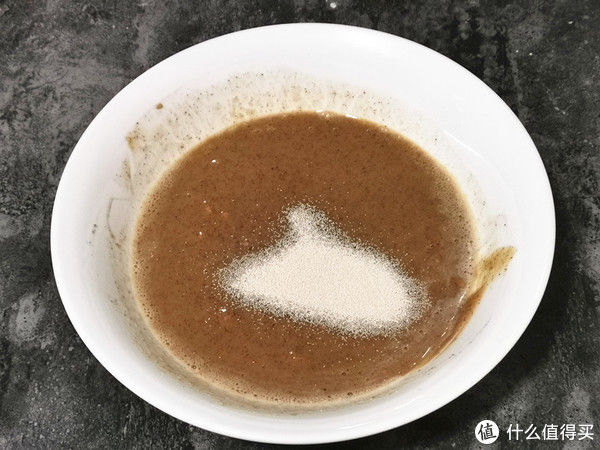 红糖蛋糕|红糖蛋糕不用烤箱也能做，蓬松香甜真好吃，女人常吃身体棒