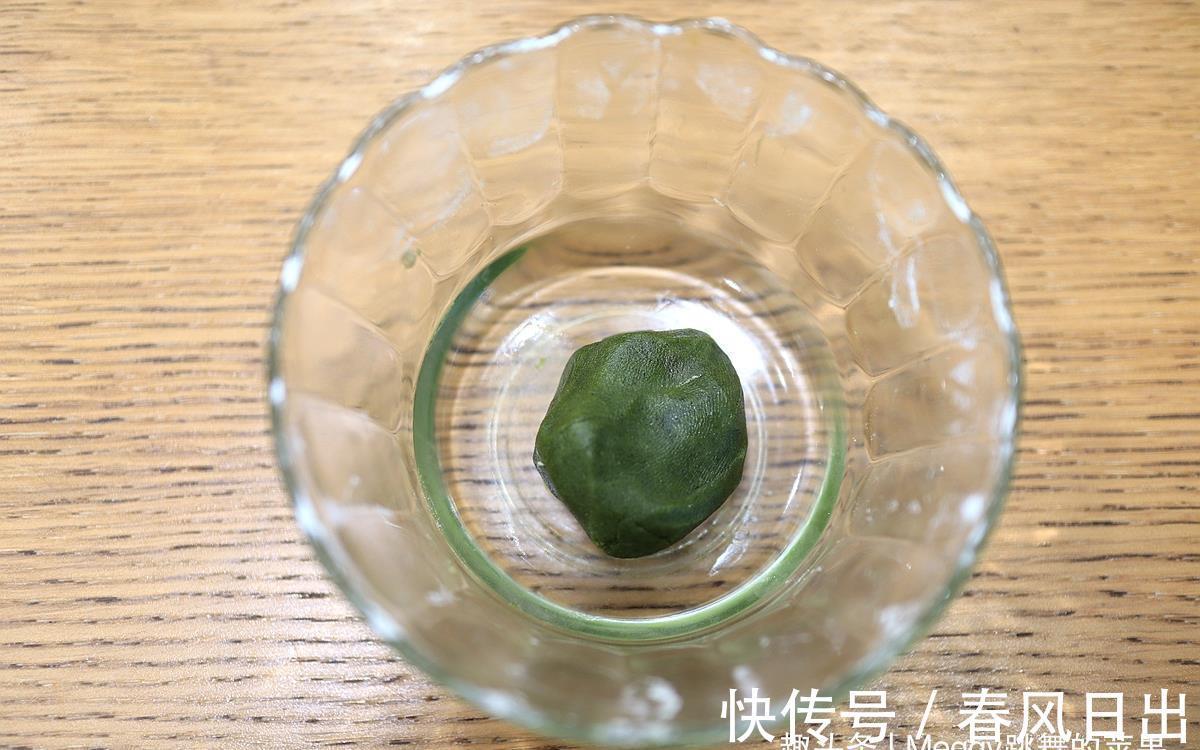 菠菜粉|100%凤梨月饼内外兼修，薄皮大馅真材实料，自食送人显手艺有面子