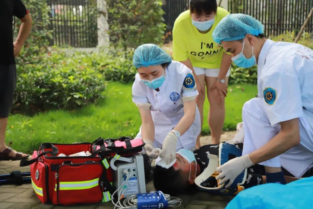 ctct-b第33站|守护群众健康!中国创伤救治培训基层版CTCT-B第33站在彭州成功举办