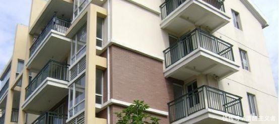 小户型|买房不要选这种阳台,装修工人看了也说没办法,只能拿来晾衣服