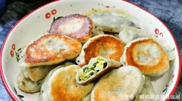 一人食的早餐我常这样做,有粥有主食吃得舒服,网友:简单营养