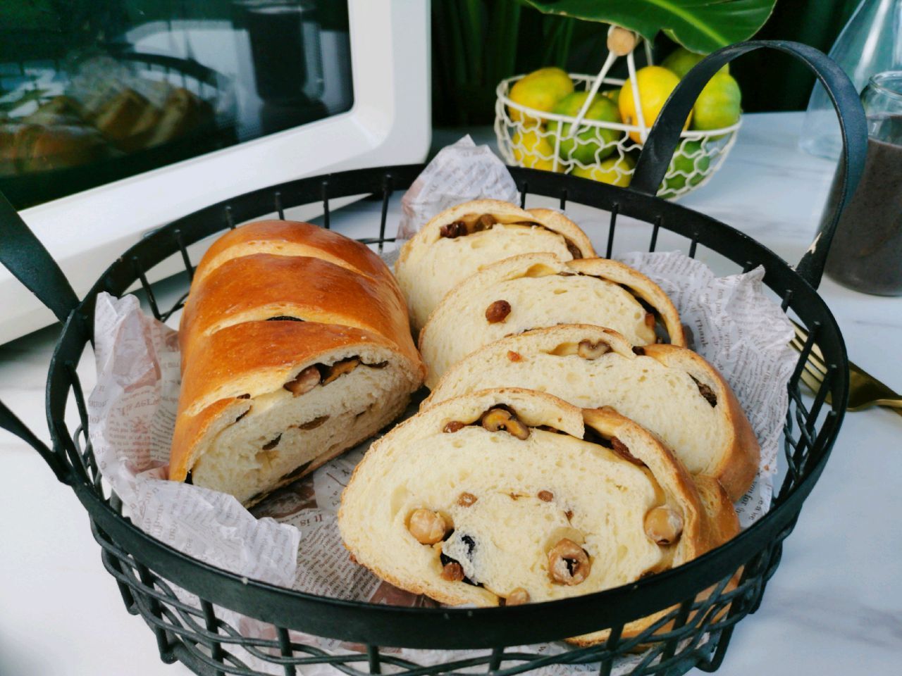 俄罗斯超大列巴，香甜口渴，满满果仁，味道香甜