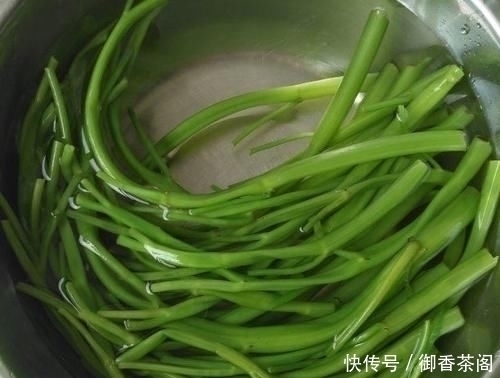 清肠|它是“清肠高手”，一盘排出隔夜宿便，肠胃轻松了，肚腩越来越瘦