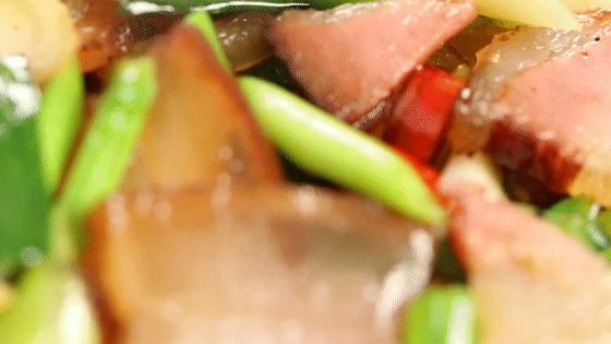 这才是正宗的四川腊味，咸、甜、麻、辣，口口入魂，一口让你吃到过年的味道。