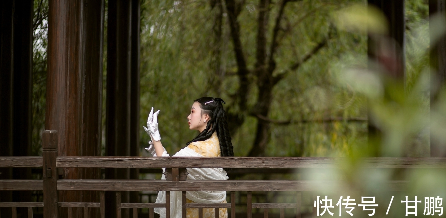 般若汤@七律·十一首丨生涯可比连台戏?岂重鱼龙赐钓名