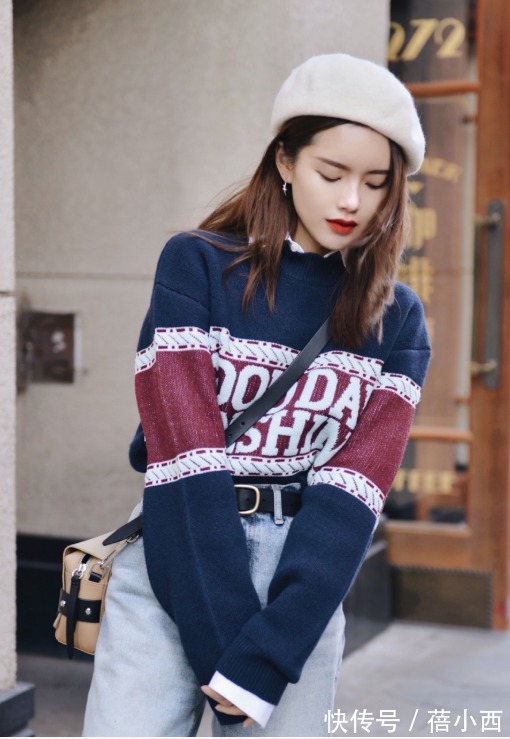 小蛮腰 开春之后穿什么才时髦?推荐“毛衣+牛仔裤”,百搭耐看不挑人