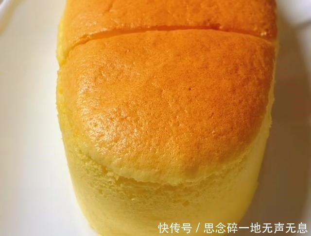 口感细腻的酸奶蛋糕,吃腻了平常的蛋糕,就试试这个吧!