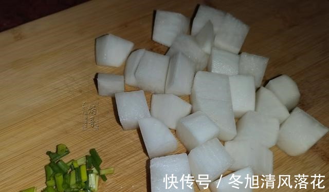 美味|入秋后,有钱没钱,多给家人做这汤吃,切块高压锅一炖,营养美味!