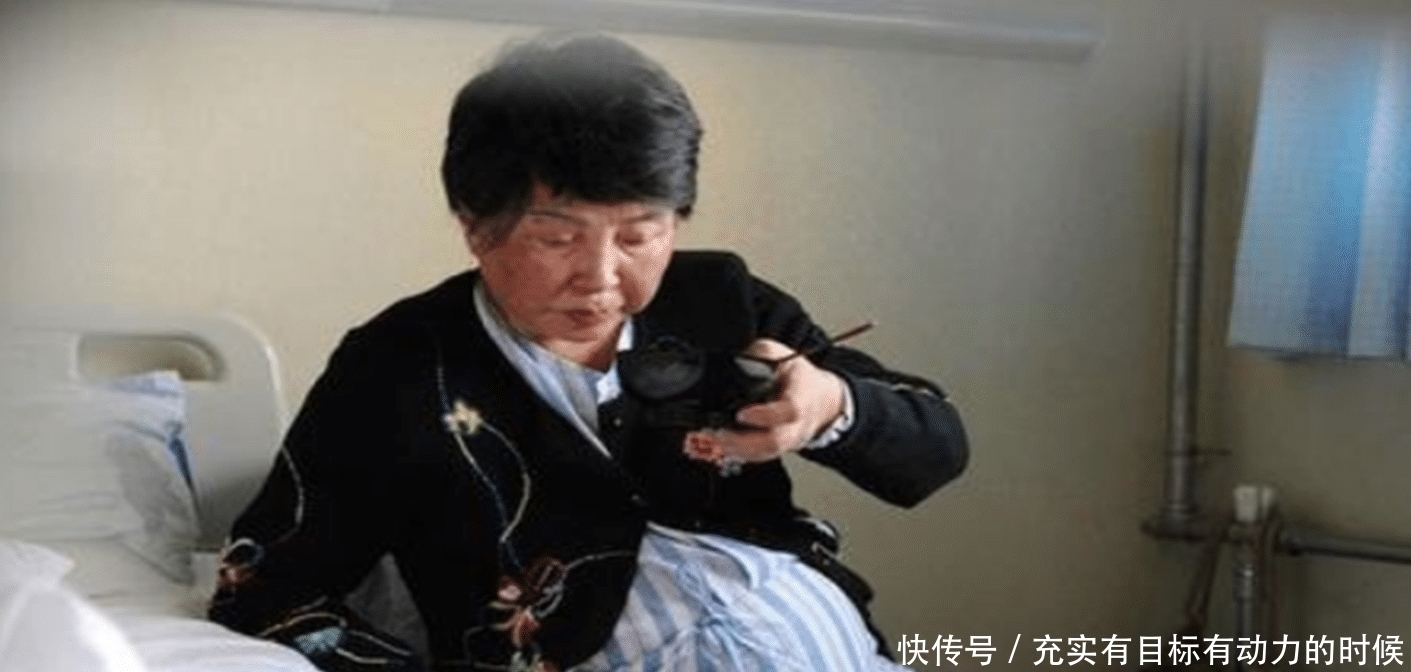 10年前,那位执意要生下双胞胎女儿的60岁老人,如今过得怎样