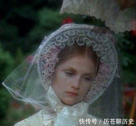 从《茶花女》和《杜十娘》的悲惨遭遇,浅析中西文化的异同