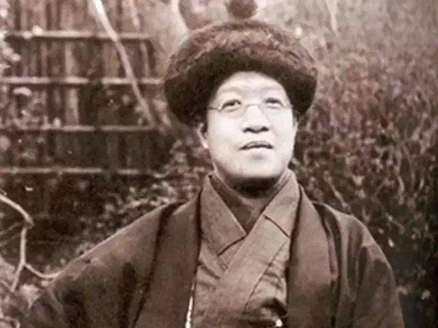 文学@鲁迅师父章太炎:文学地位高,怼王国维迂腐,却甘愿做杜月笙小弟