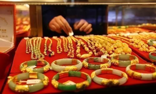 肖邦链$来看看古代妃嫔的黄金首饰:古朴精美设计感不输国际大牌