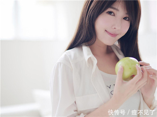 嘴周长痘要注意哪三个方面呢?痘博士简单说说!