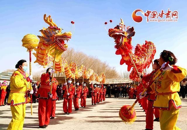  民勤：农村文艺新生活 扭着秧歌唱着歌