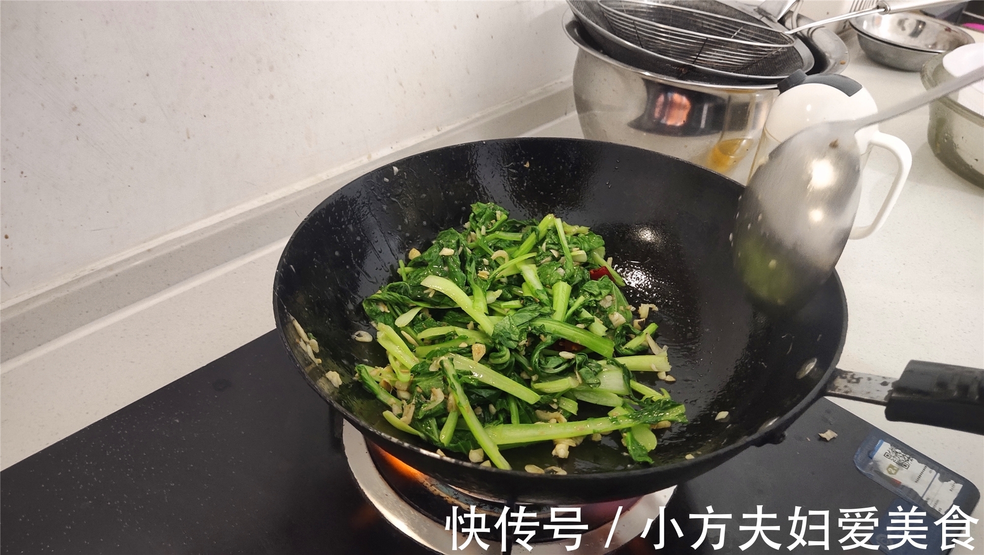 “爆炒青菜”记住这几个窍门，做出来清脆爽口不软，口感非常好！