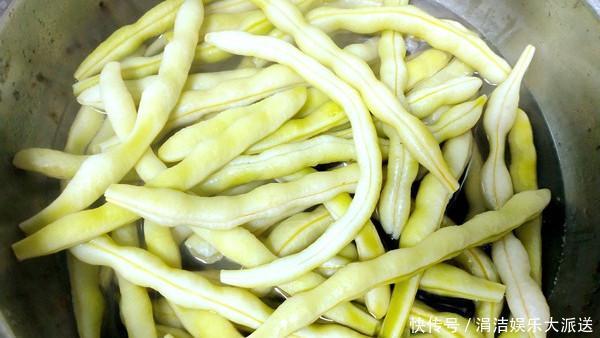 饺子馅|夏天这菜正当季,5块钱一斤,孩子常吃长个子身体好,包饺子特香