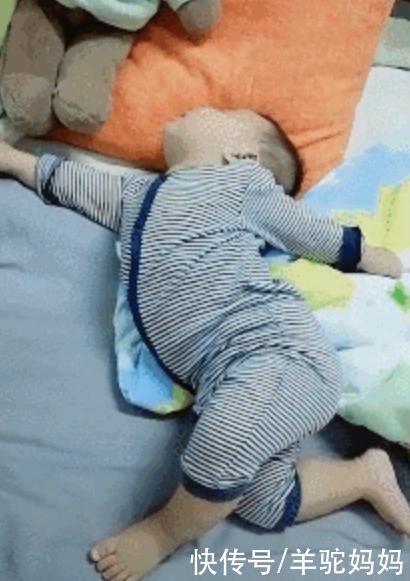 父母|孩子的“睡姿”能暗示“性格”?若你家娃是第一种，父母偷着乐吧