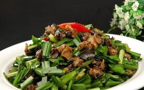 螺蛳肉|韭菜和“它”绝配，下酒又下饭，比肉还要好吃