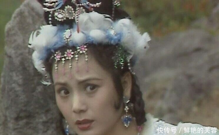 难怪牛魔王2年不回芭蕉洞,你看看玉面狐狸身上有啥东西?