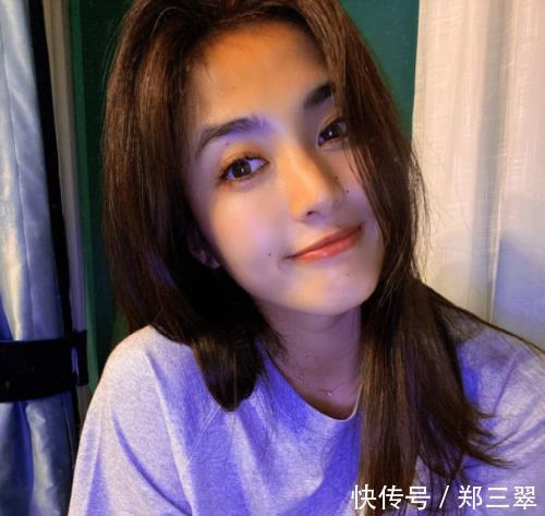 比拼|亚洲足坛两女神比拼,场上曾起冲突,1人已结婚,1人夺冠遭父催婚