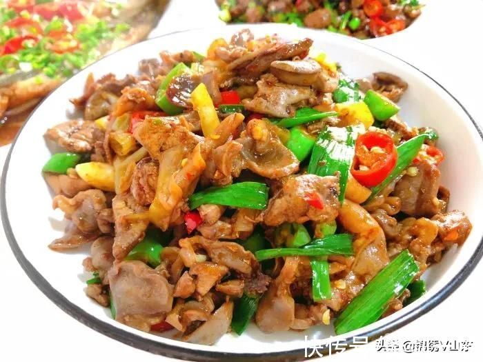 精选12款菜肴推荐，鲜香好味道好吃不油腻，家人聚餐做起来吧