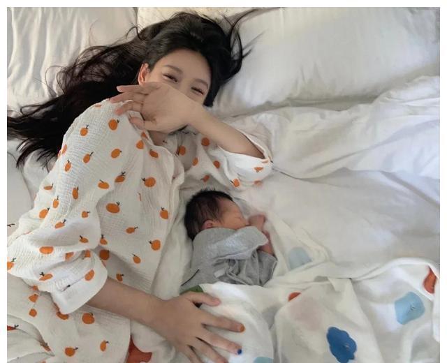 宫缩|我的顺产32医生反倒紧张起来了,说你已经开七指了怎么现在才来