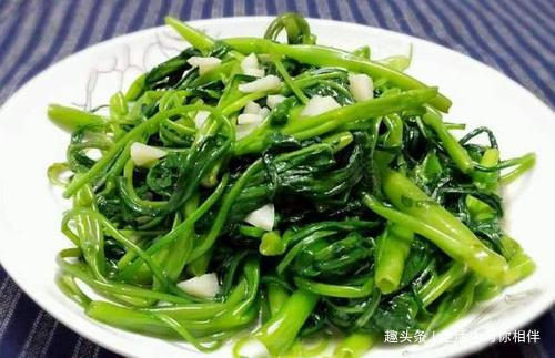 香椿|每天不妨多吃3种食物，补充营养、延缓衰老，早吃早好！