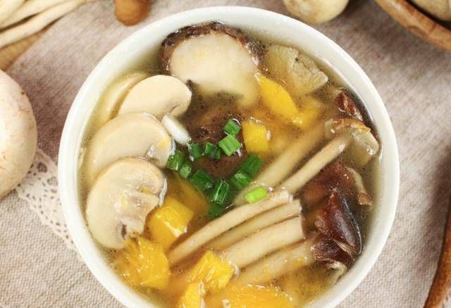 亮点山药炒黑木耳,家常肉片,熘鱼片的做法