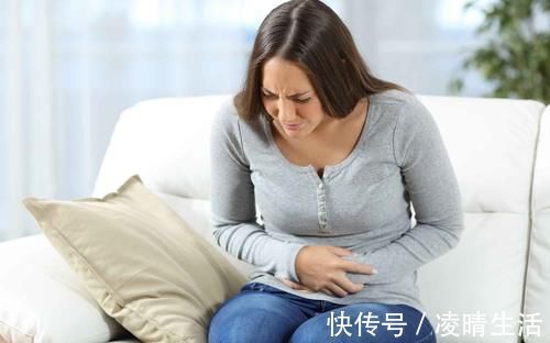 怀孕期间|孕妈睡觉时的三种不适感觉，可能是胎儿异常发出的“警告”，速查