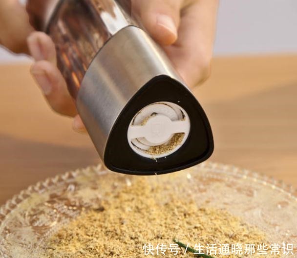 黑胡椒|黑胡椒和白胡椒有什么不同别用错了,否则还不如不放