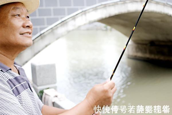 大爷|坚持夜跑两年多,60岁大爷,到头来得到了什么?