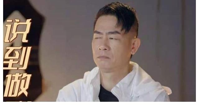 《哥哥》成團(tuán)名單曝光？海泉尹正淘汰，李響意難平，熱狗最具爭(zhēng)議