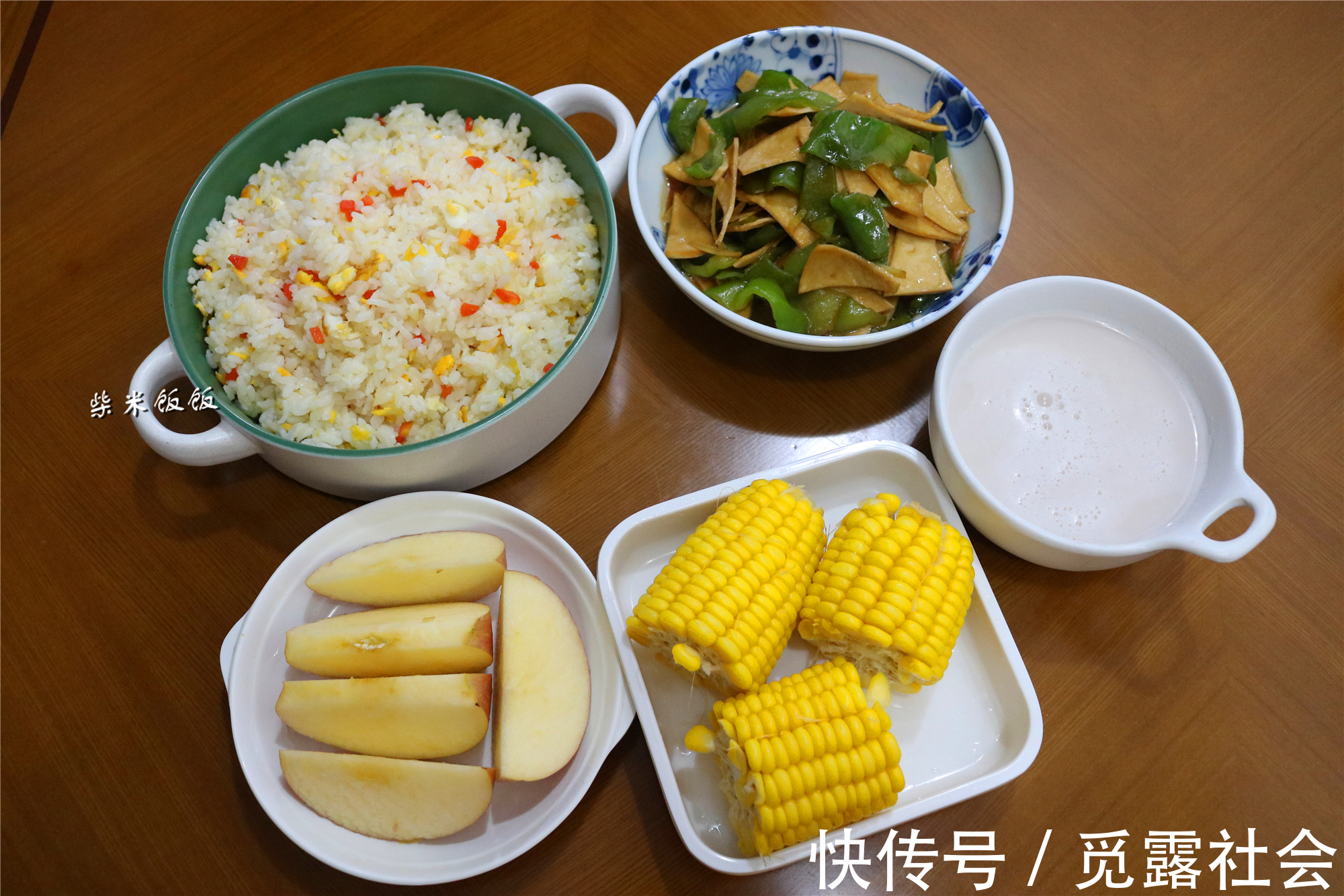 一日三餐|做早餐不慌忙，6点半进厨房，7点吃早餐，一家人吃得营养舒坦