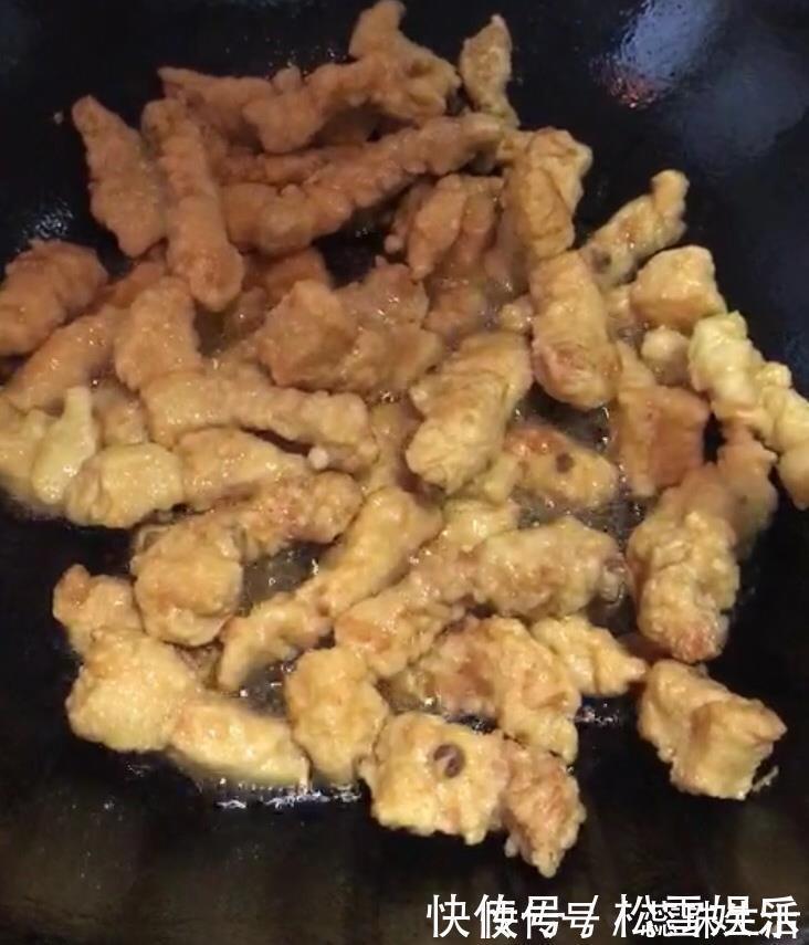 里脊肉|炸酥肉,不要直接用面粉!30年大厨教你,金黄酥脆肉质嫩,不回潮