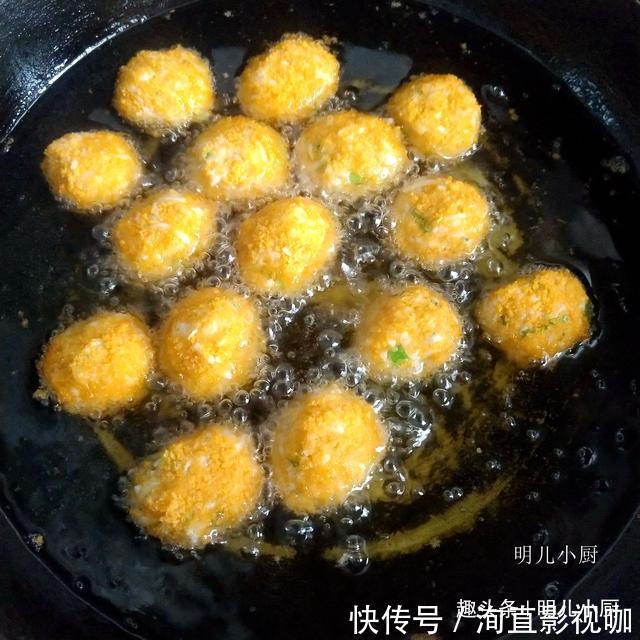 萝卜丸子|秋天，多给孩子做这丸子，2块钱做一盆，健脾养胃孩子常吃胃口好