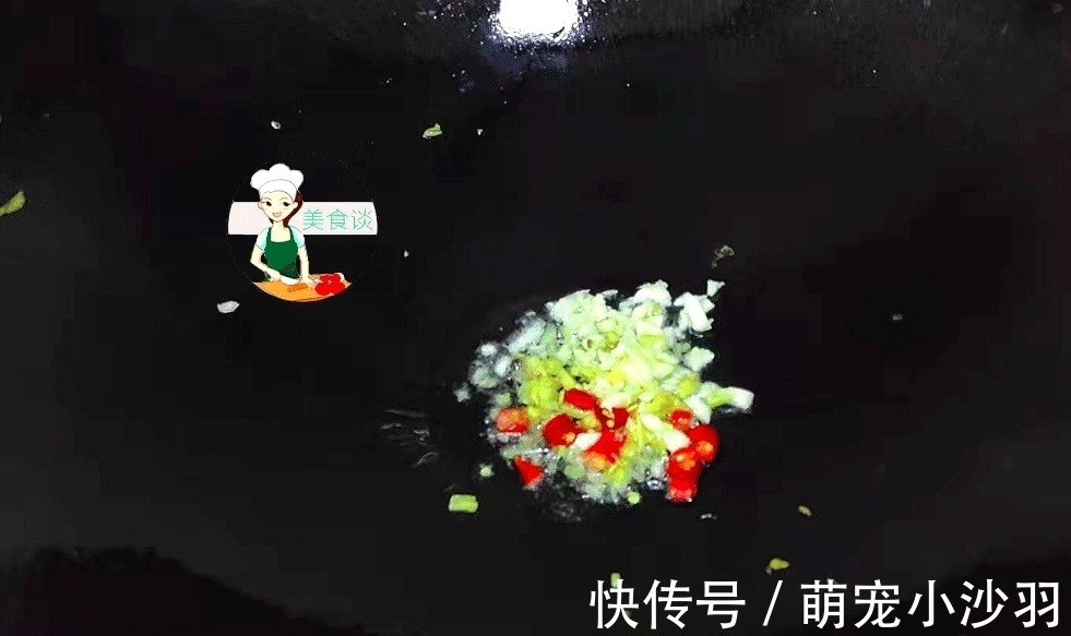 实惠|冷天，鸡鸭鱼肉靠边站，这菜6块一斤，不放肉也很鲜香，儿子爱吃