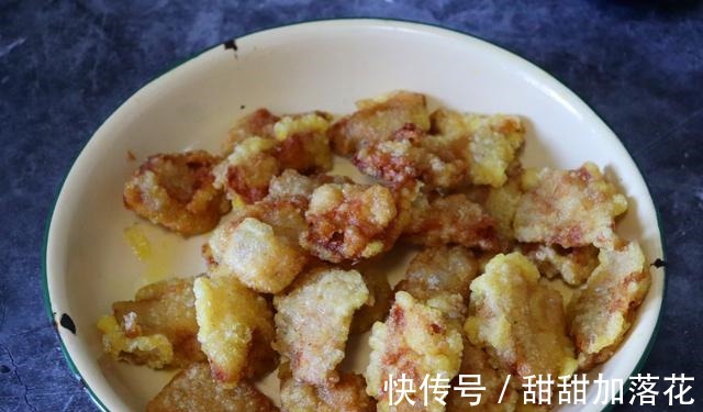 肉片|休息日做上一道锅包肉，酸甜可口，酥脆软嫩，吃上一口幸福感爆棚！