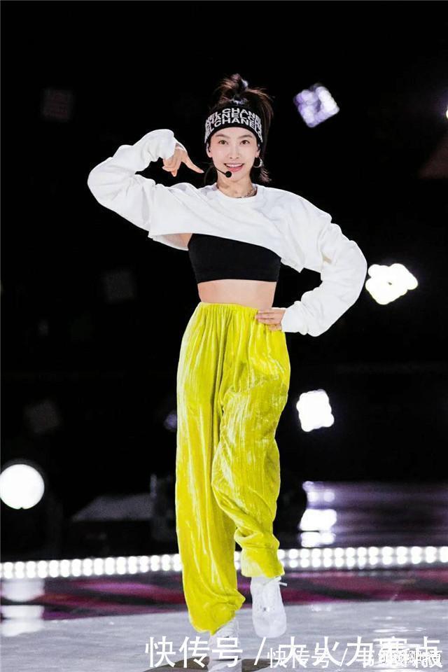 版型 阔腿裤已经凉了,今年最流行的一种裤子叫“托腹裤”,遮肉又显瘦