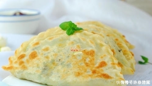 做韭菜盒子,什么时候起锅很关键,搞错的人不少,难怪不香不入味