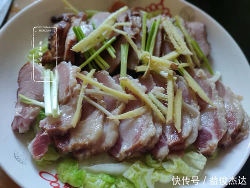 天冷多吃蒸菜,这菜蒸一蒸就出锅,鲜美到流口水,好吃到停不下筷