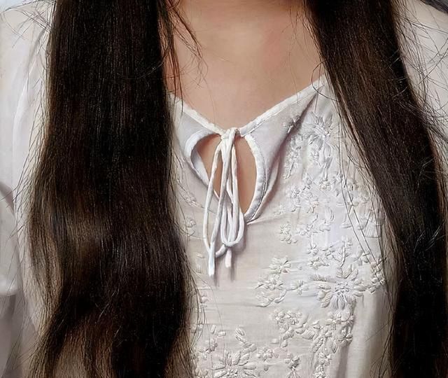 冷军的油画要放大30倍看,比照片更细腻,油画技巧超一流水平