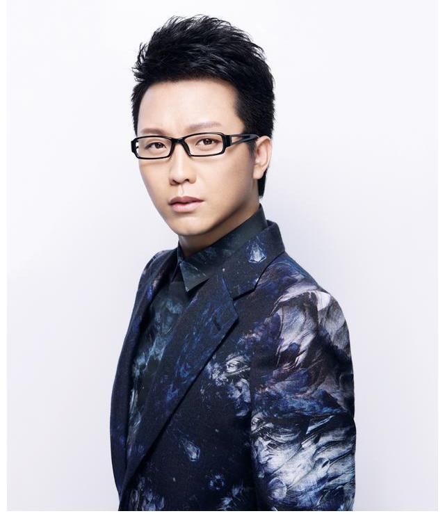 好声音:第二个李玉刚,那英班里学生,却因不男不女的声音被嘲笑