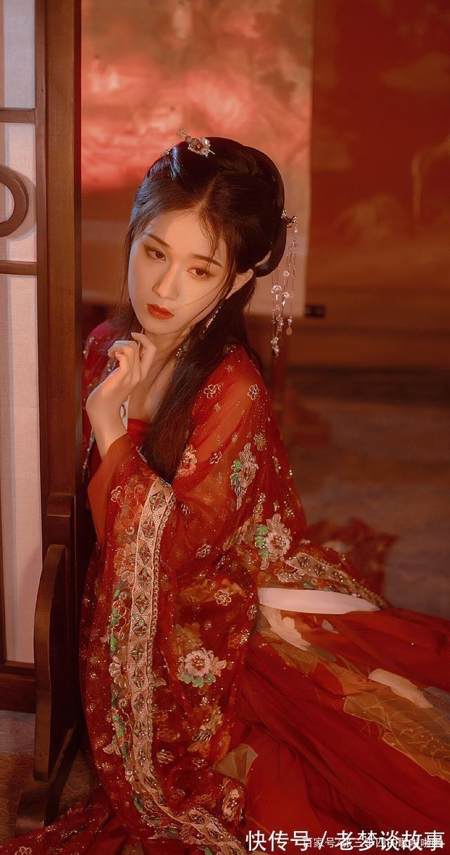 傻子夫君宠妻录&穿越重生文《傻子夫君宠妻录》他说“娘子……我能吃饭了吗”