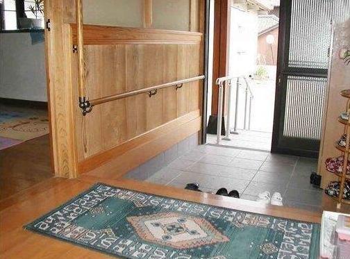 日本|日本家庭进门是台阶它能轻松帮你省去玄关,瞬间空间增大好几倍