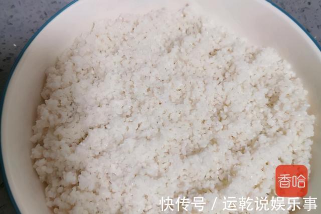 m一次就能成功的蒸米糕,好吃到转圈圈,家中有锅的都能做