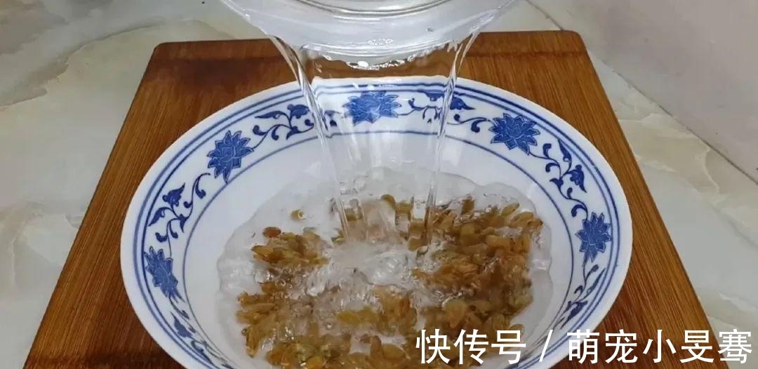 面团|糯米粉这样做才简单,加半碗红豆,软糯又香甜,比吃蛋糕还舒服