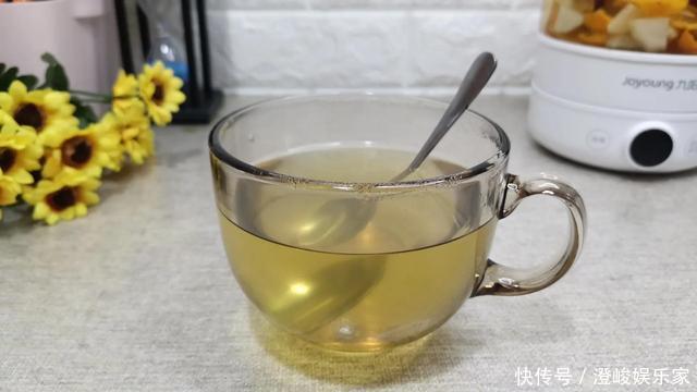  橘子皮千万不要扔，加入白萝卜一起煮有妙用，解决冬天大烦恼