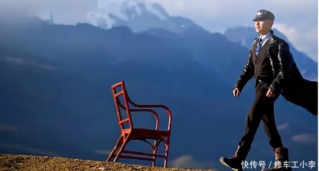  养家|既能朝九晚五，又能赚钱养家，不务正业的他活成了别人羡慕的样子