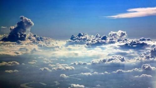 云朵|杜牧写浮云的一首诗，引经据典，却跃然纸上，太形象了，堪称经典