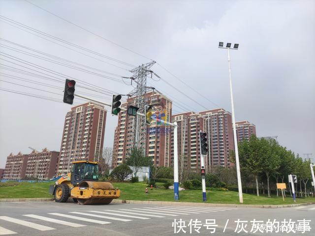 方兴大道|高新区1.5万新房是真是假实探方兴大道西板块乐富强悦湖熙岸!